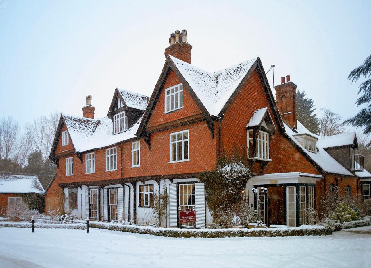 Ravenwood Hall Hotel Bury St. Edmunds Extérieur photo