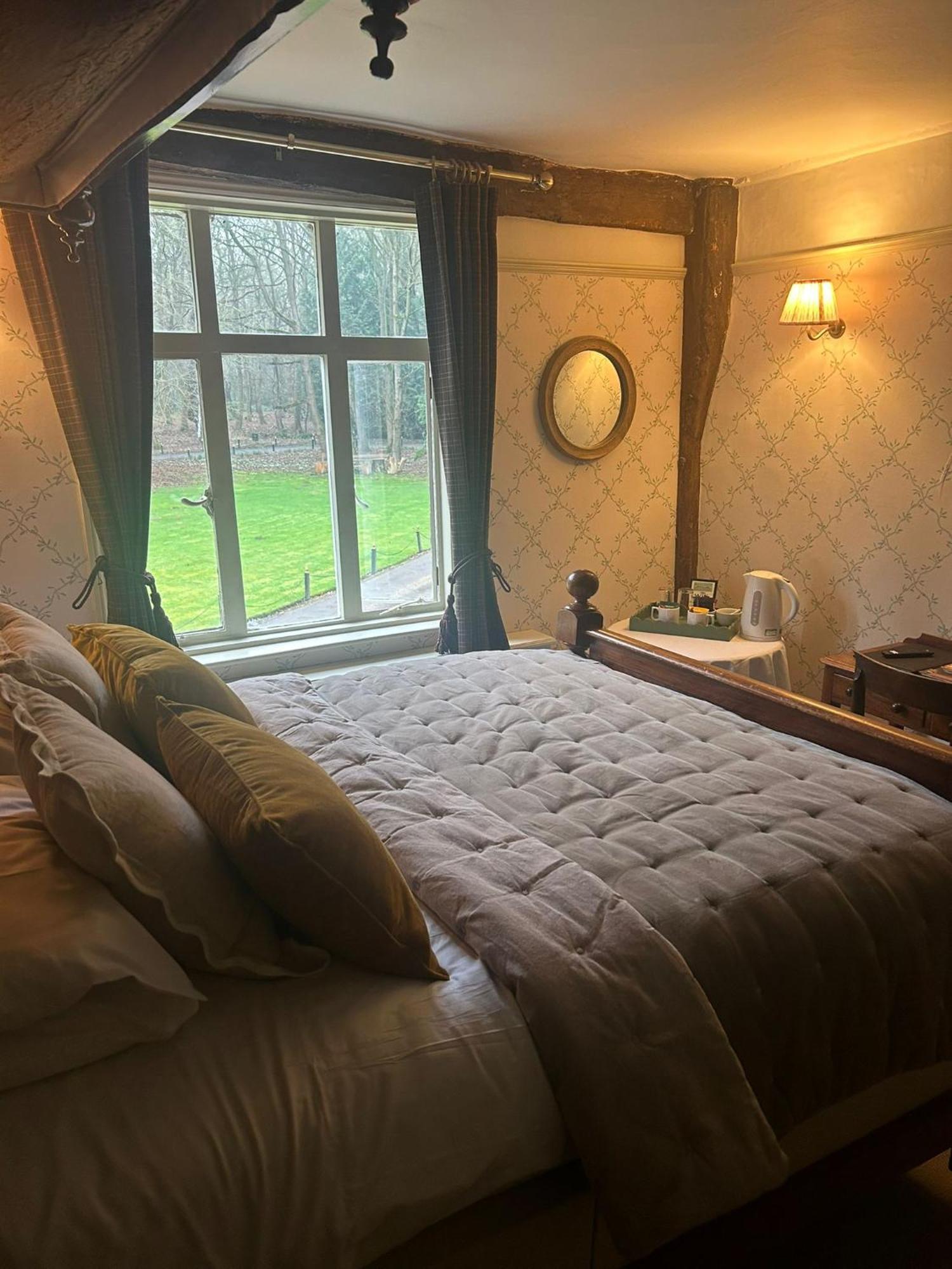 Ravenwood Hall Hotel Bury St. Edmunds Extérieur photo